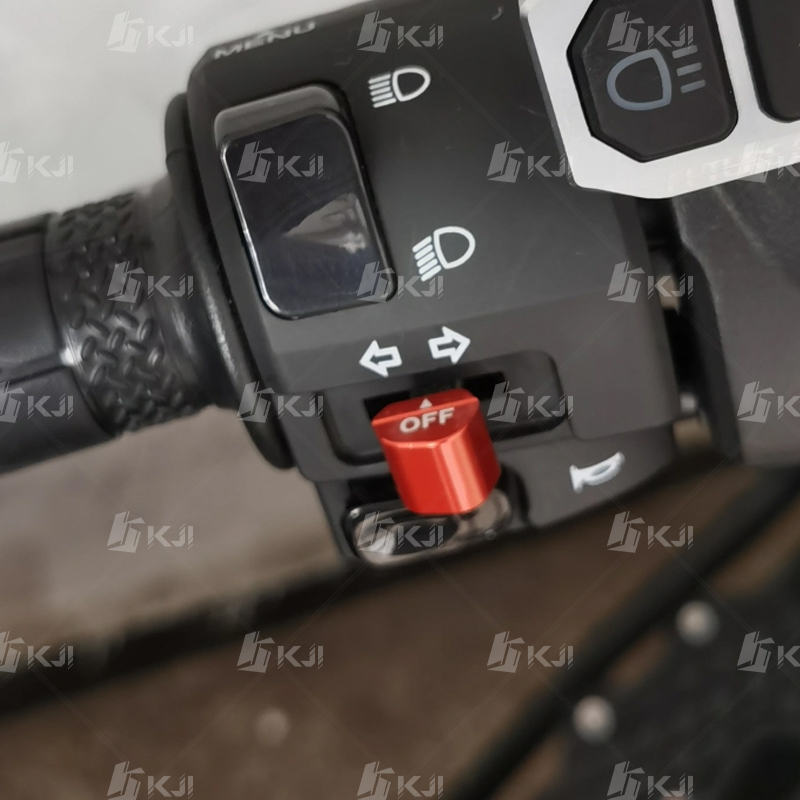Yamaha XMAX/NMAX/NVX/AEROX 300 - Xmax Tech Max Accessories 리뷰 및 가격