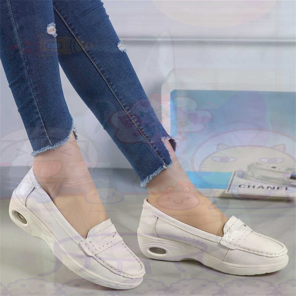 소프트 슬립 온 여성 대형 신발 워킹 테니스 스케이트  - Tech Accessories For College 리뷰 및 가격